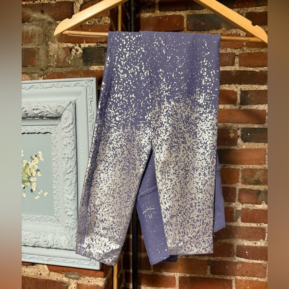 Beyond Yoga Speckled Purple and Silver Leggings